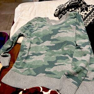 Camouflage sweatshirt never worn